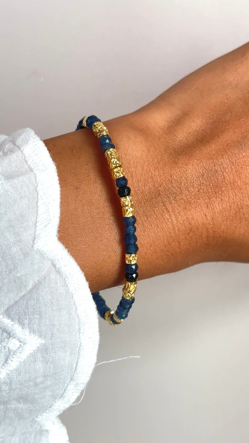 Bracciale blu e pepite gold